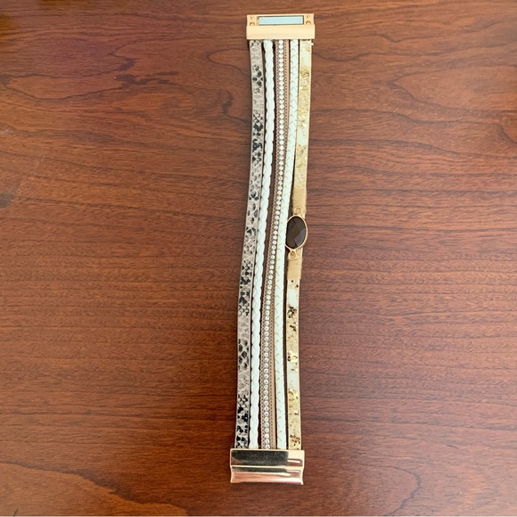 NWOT Boho Leather Cuff Bracelet - Picture 6 of 8